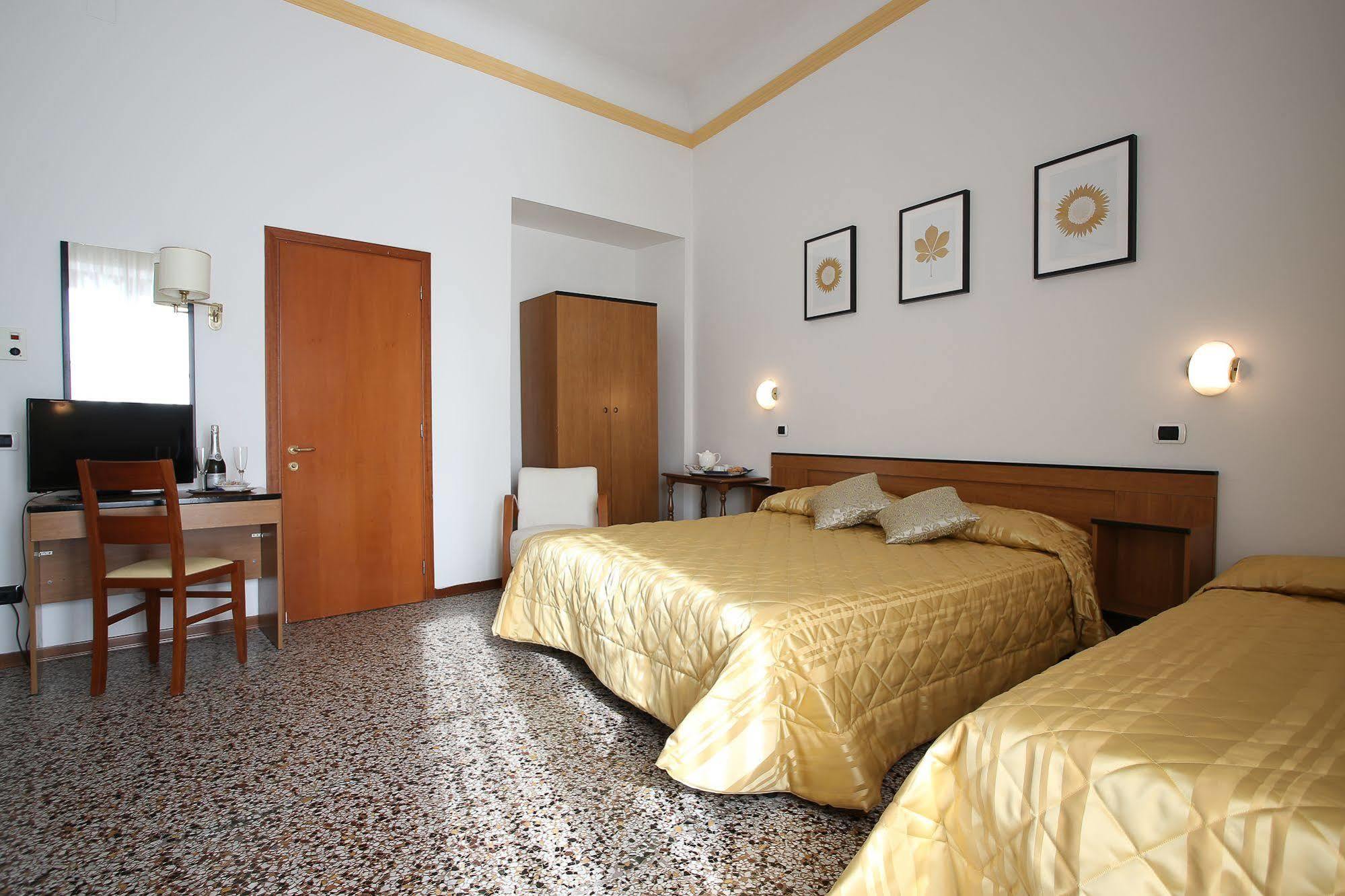 Hotel Casa Del Lago Florence Luaran gambar
