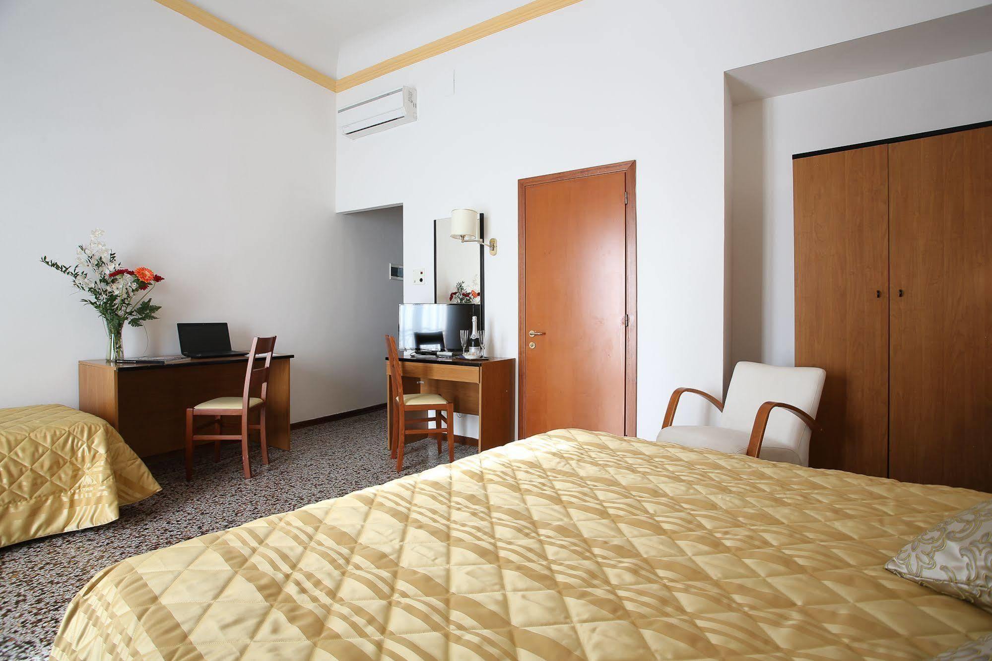 Hotel Casa Del Lago Florence Luaran gambar